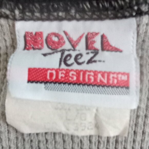 Vintage 90S Wile E. coyote grey/black ringer Tee Size Large - Picture 4 of 9